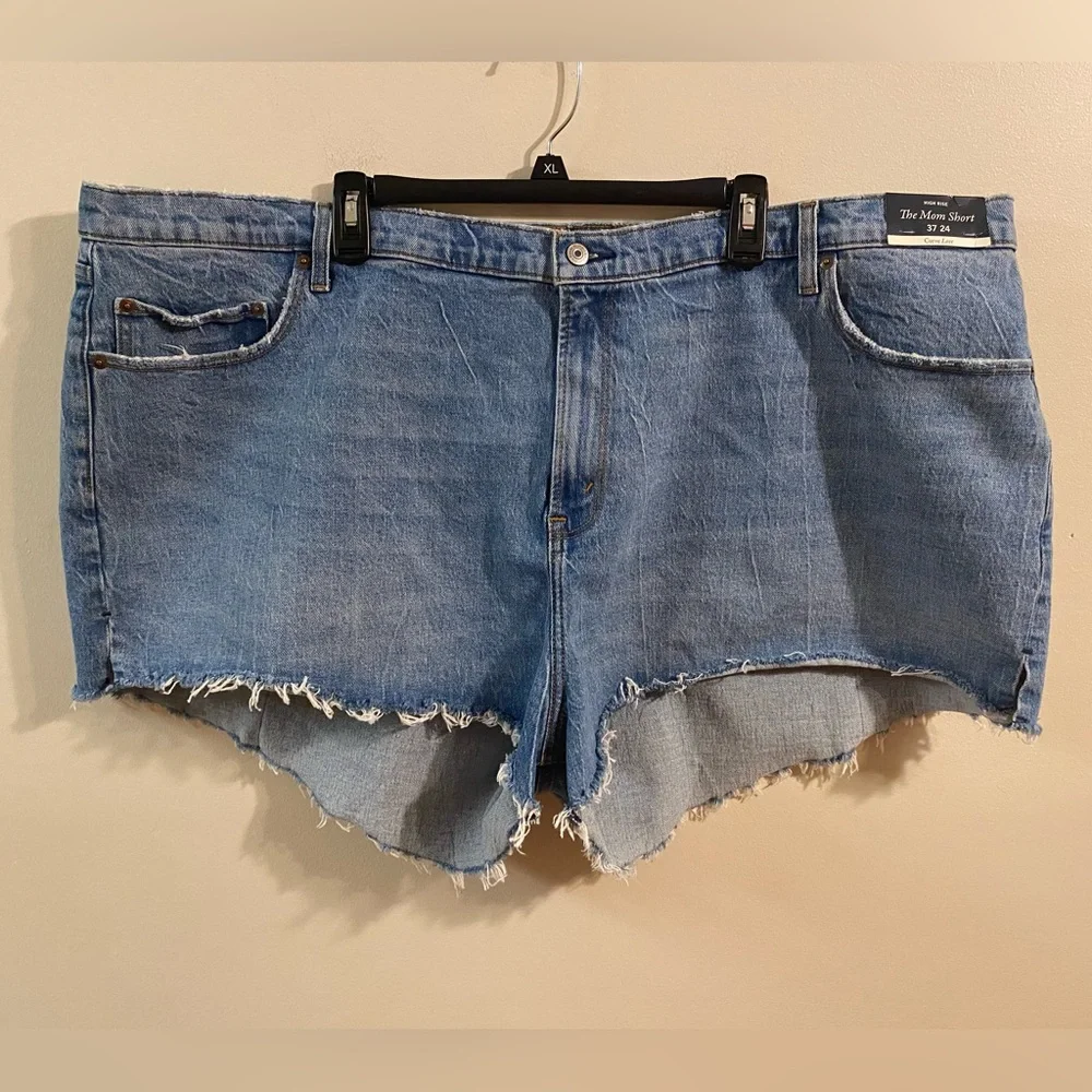 New NWT Abercrombie & Fitch High Rise The‎ Mom Short Curve Love 37 24